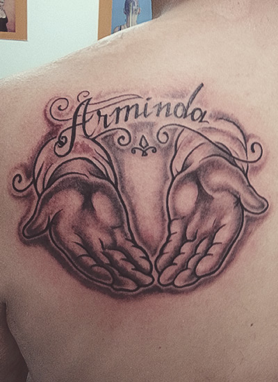Mãos Tattoo